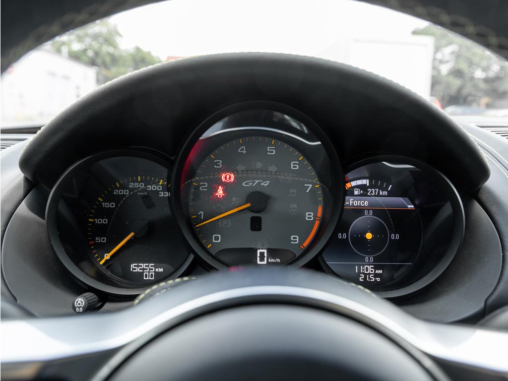 2016 Porsche Cayman GT4